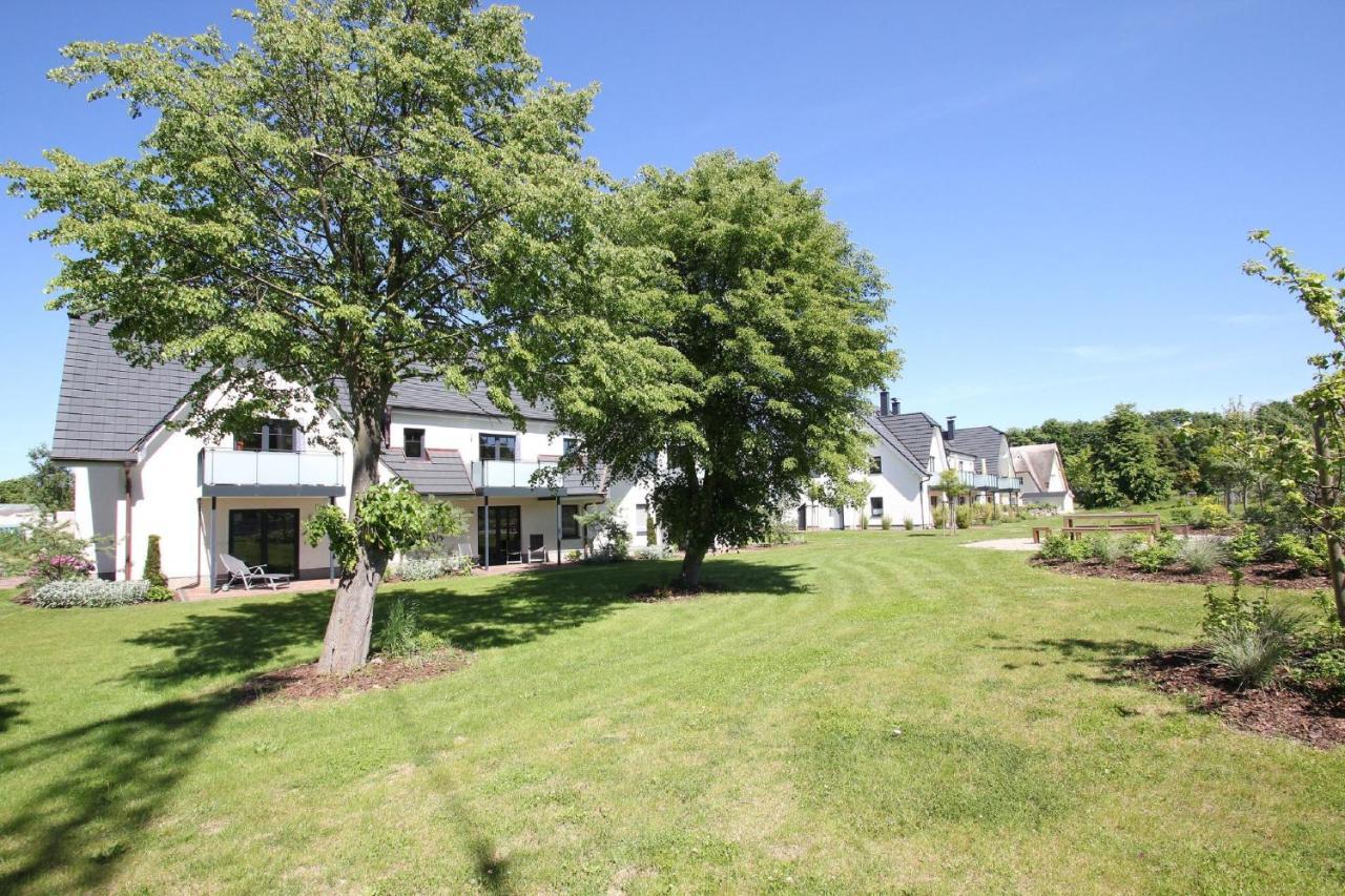 Strandnahe Fewo Rex Rugia: Balkon & Erlebnisbad Lobbe Exterior photo