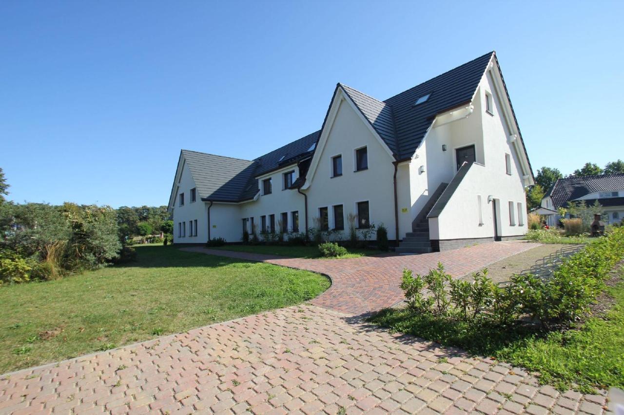 Strandnahe Fewo Rex Rugia: Balkon & Erlebnisbad Lobbe Exterior photo